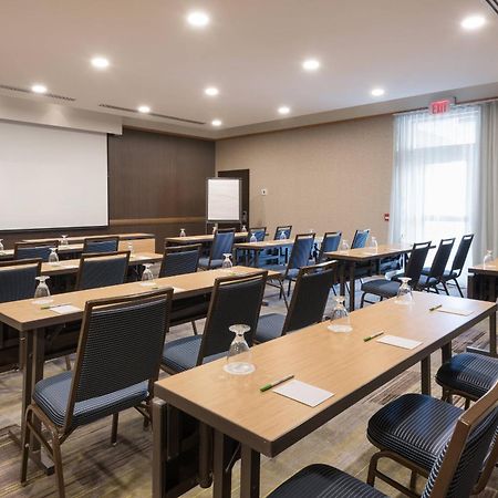 Courtyard By Marriott Toronto Vaughan Exterior foto