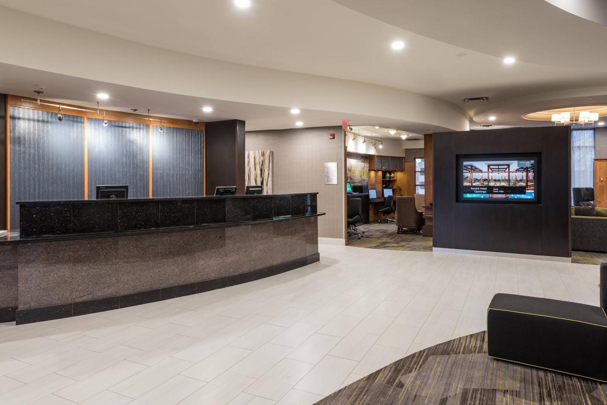 Courtyard By Marriott Toronto Vaughan Exterior foto